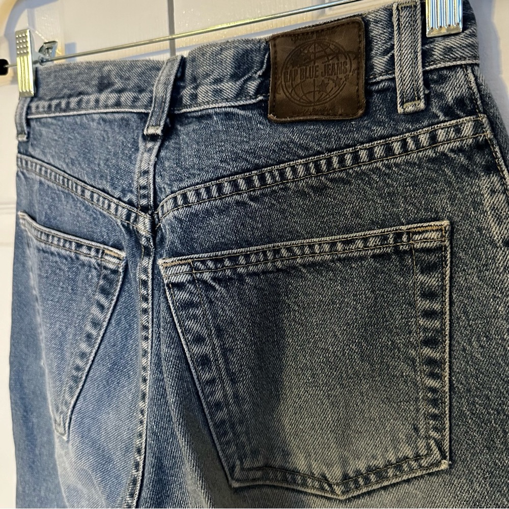 Vintage Gap denim jeans 4 long - please see below for measurements!